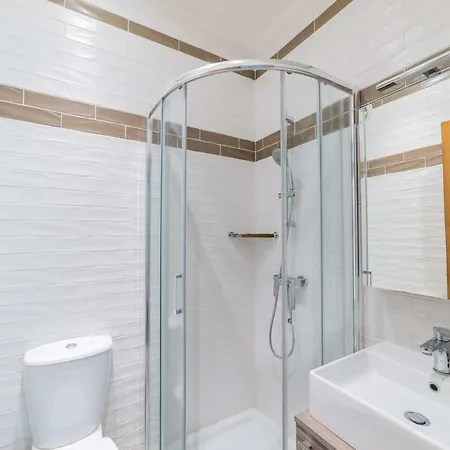 Apartment Trendy & Modern In The Heart Of The City